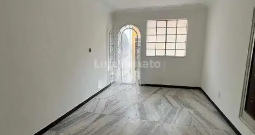 Casa com 4 quartos à venda na Rua Juiz de Fora, Barro Preto, Belo Horizonte