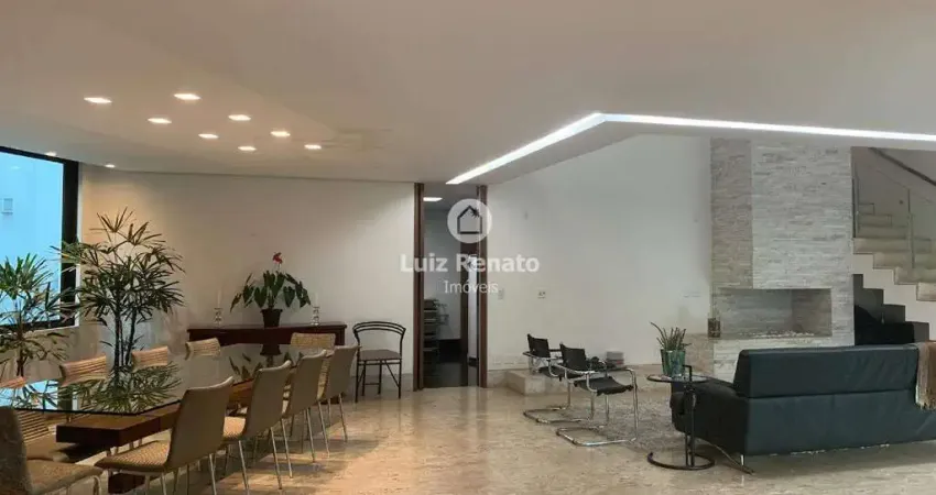 Casa para locação com 5 suítes no Condomínio Vila Alpina.