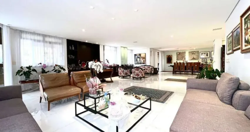 Apartamento de 468 m² com ótima localização à venda em Nova Lima.