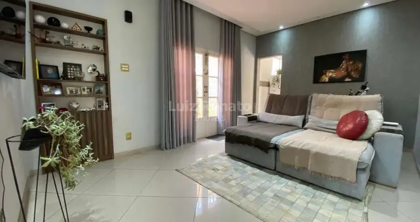 Casa com 3 quartos à venda na Rua Ipiranga, Floresta, Belo Horizonte