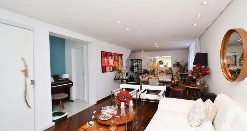 Cobertura com 04 quartos(02 suítes) no bairro funcionários