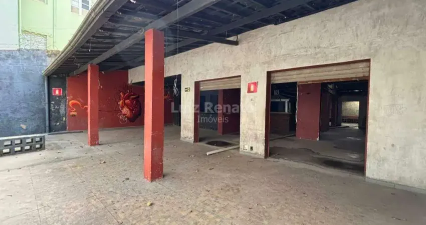 Casa com 3 quartos para alugar na Rua Pium I, Cruzeiro, Belo Horizonte