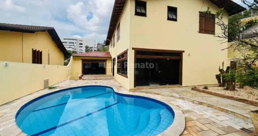 Casa com 4 quartos à venda na Rua Netuno, Santa Lúcia, Belo Horizonte