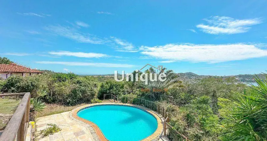 Casa com 4 dormitórios à venda, 270 m² por R$ 3.200.000,00 - Ferradura - Armação dos Búzios/RJ