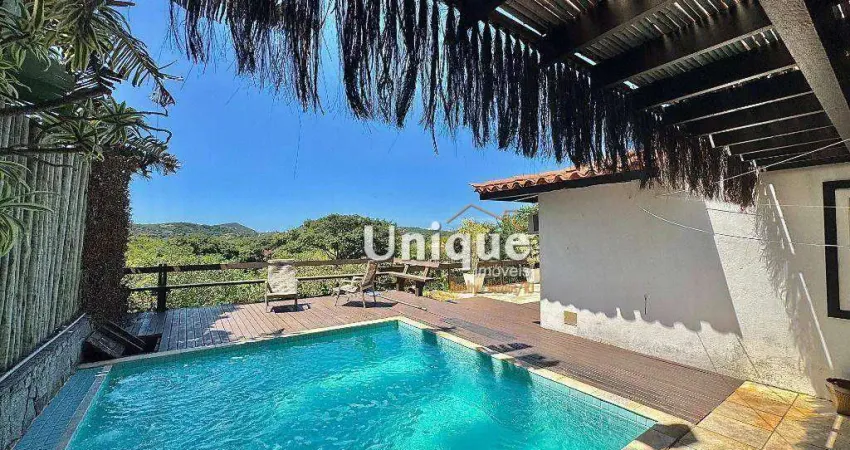 Casa com 3 dormitórios à venda, 220 m² por R$ 2.500.000,00 - Ferraduda  - Armação dos Búzios/RJ