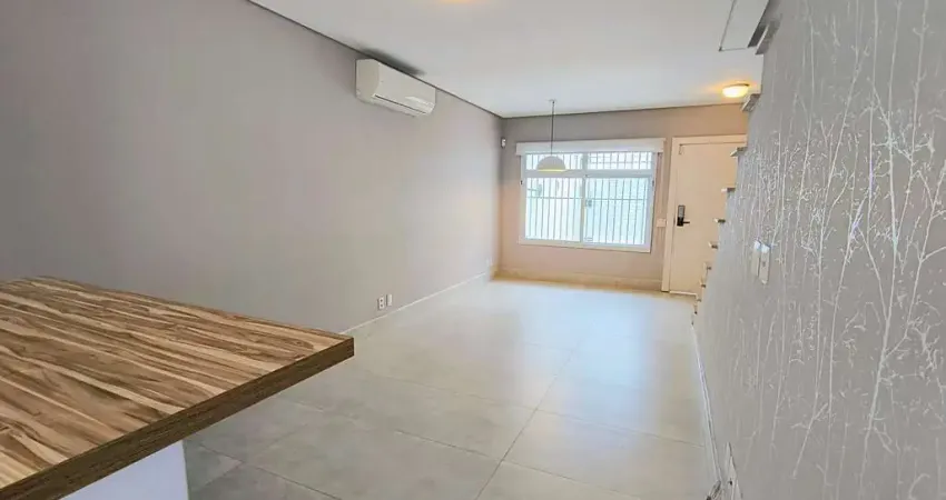 Casa geminda à venda totalmente reformada com 2 dormitórios 1 suíte 1 vaga, Brooklin Novo, São Paul