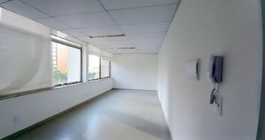 Sala  comercial para venda e locação com 28,59m² 1 banheiro no Itaim Bibi ao lado da Avenida 9 de J