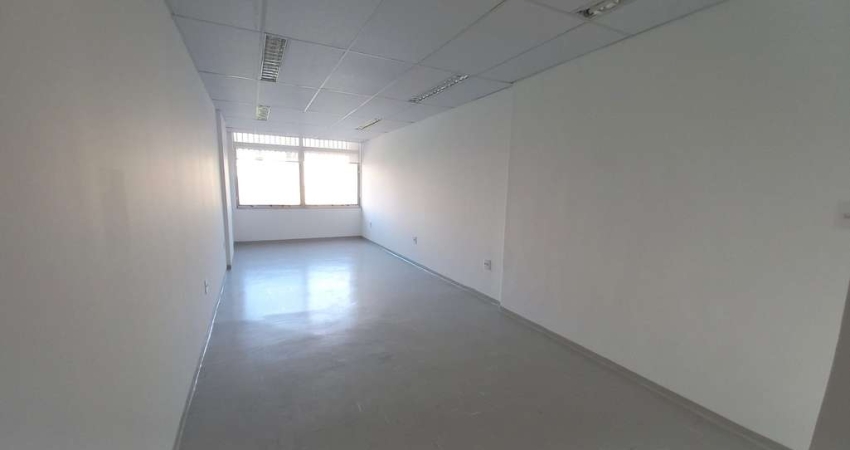 Sala comercial cm 64,64m² 2 salas 2 banheiros 1 vaga no Itaim Bibi  – Localização estratégica, fáci