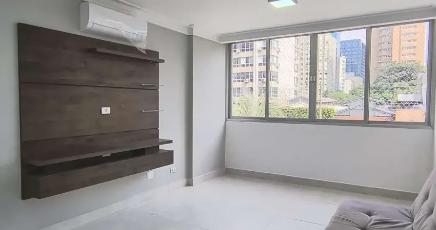 Apartamento reformado para locação com 95m² com ar condicionado 2 dormitórios, 1 vaga  no Itaim Bib