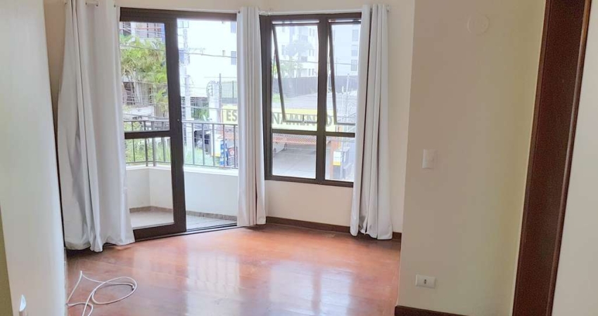 Apartamento à venda com 35 m² com 1 dormitório, varanda e 1 vaga coberta na  Vila Nova Conceição, S