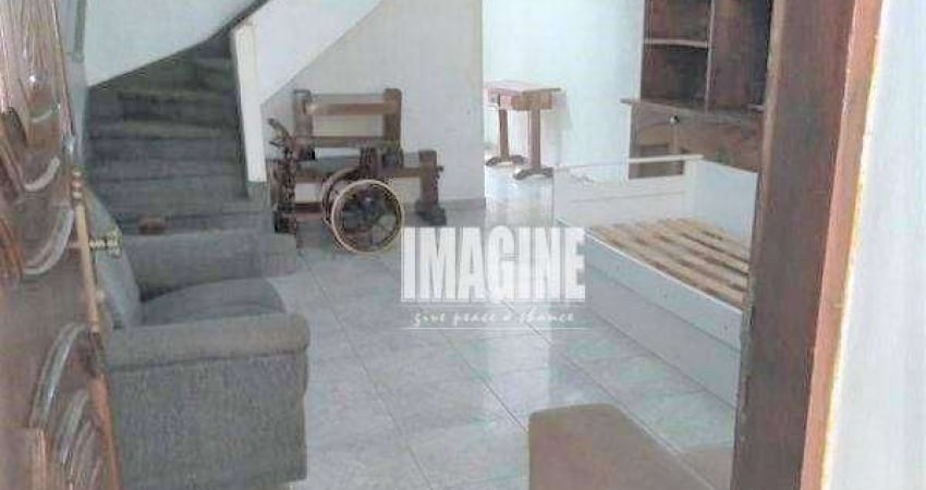 Sobrado na Água Rasa com 2 Dorms, 1 Vaga, 120m²