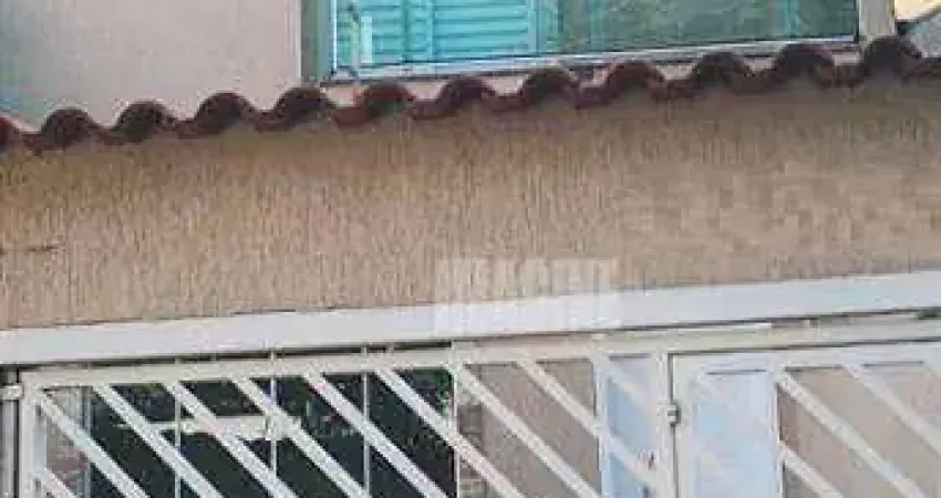 Sobrado na Vila Matilde com 3 Dormitórios sendo 1 Suíte, 4 Vagas, 180m²