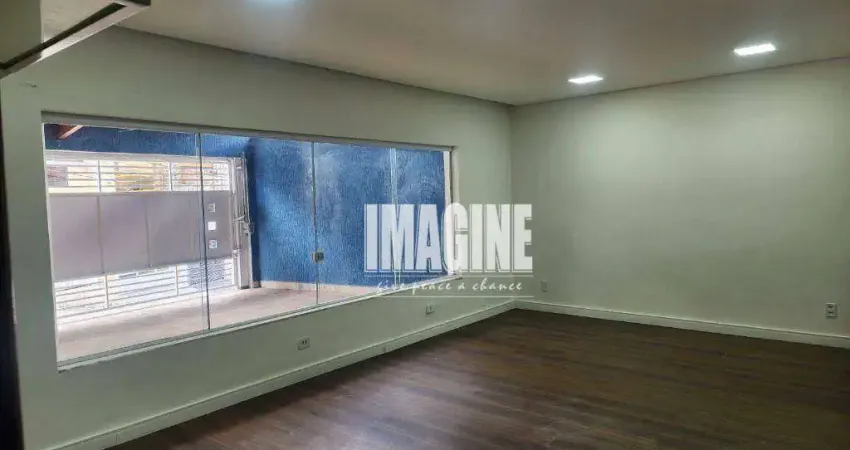 Casa no Parque do Carmo com 3 Dormitórios sendo 1 Suíte, 8 Vagas, 300m²