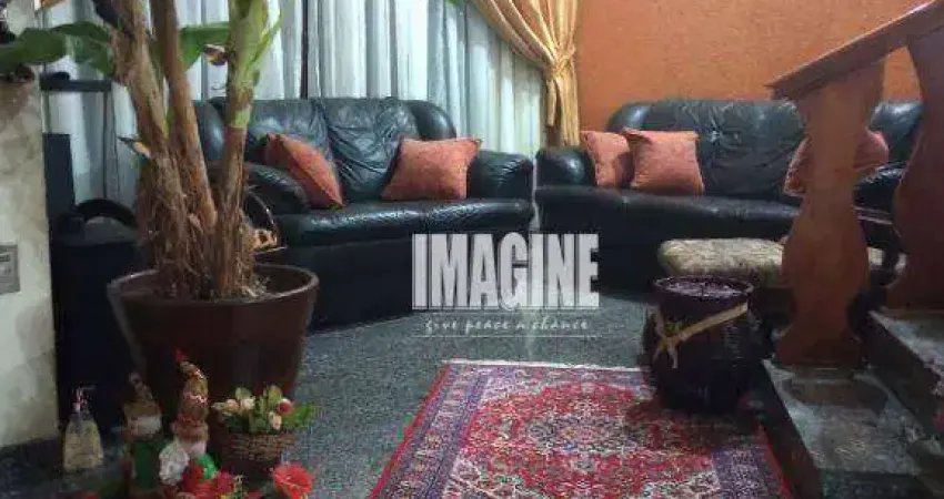 Sobrado na Vila Matilde com 2 Suítes, 3 Vagas, 130m²