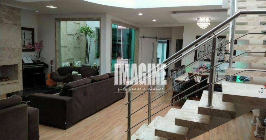 Sobrado com 3 suítes à venda, 350 m² por R$ 2.100.000 - Parque do Carmo - São Paulo/SP