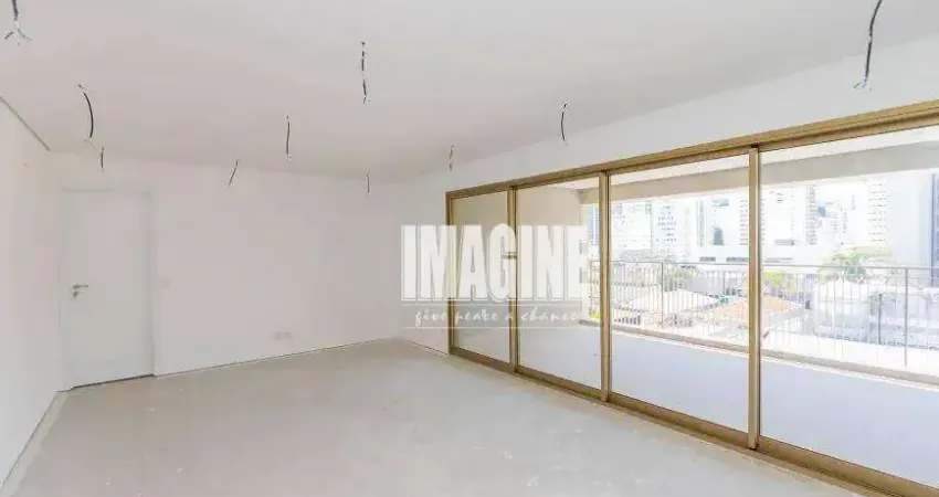 Apartamento em Moema com 3 Dormitórios sendo 3 Suítes, 2 Vagas, 149m²