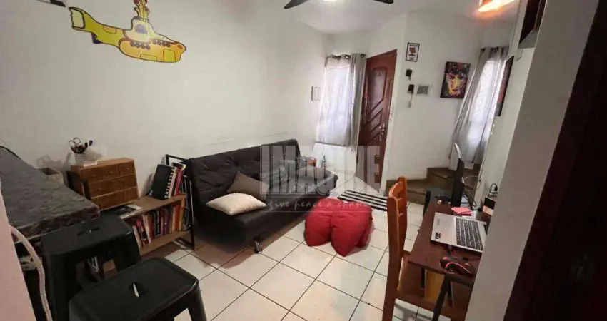Sobrado em Condomínio na Cidade Líder com 3 Dormitórios, 2 Vagas, 56m²