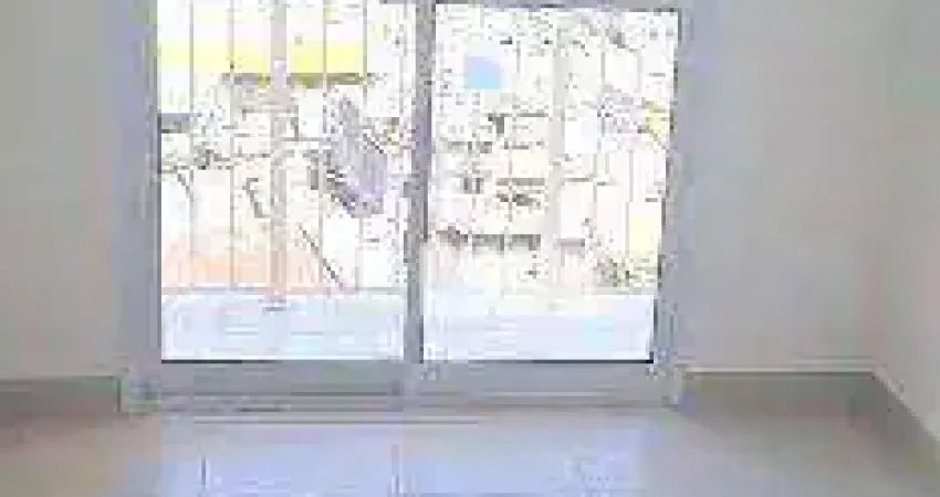 Apartamento na Vila Prudente com 2 Dormitórios, 35m²