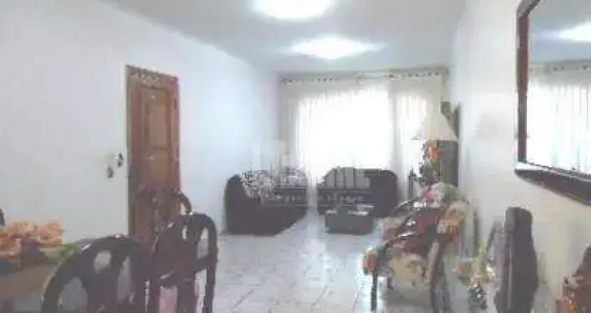 Sobrado na Água Rasa com 3 Dormitórios sendo 1 Suíte, 5 Vagas, 196m²