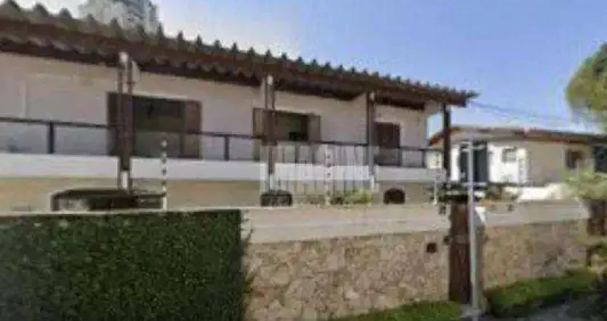 Sobrado no Mandaqui com 3 Dormitórios sendo 2 Suítes, 4 Vagas, 200m²