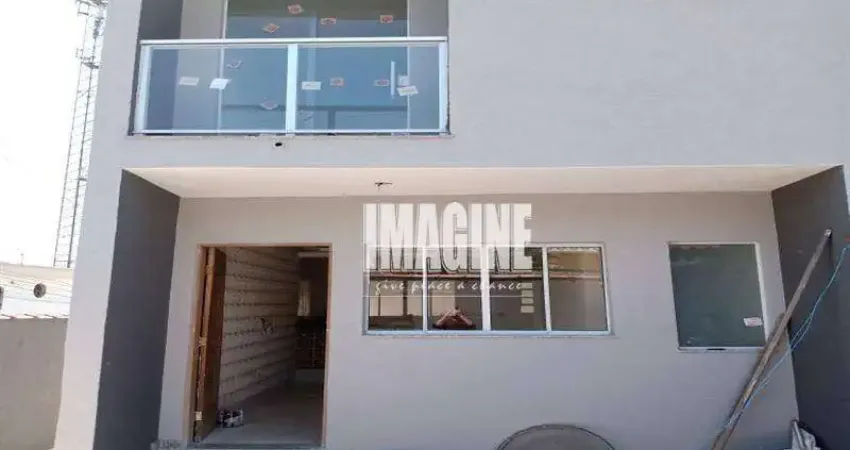 Sobrado na Vila Formosa com 2 Suítes, 2 Vagas, 120m²