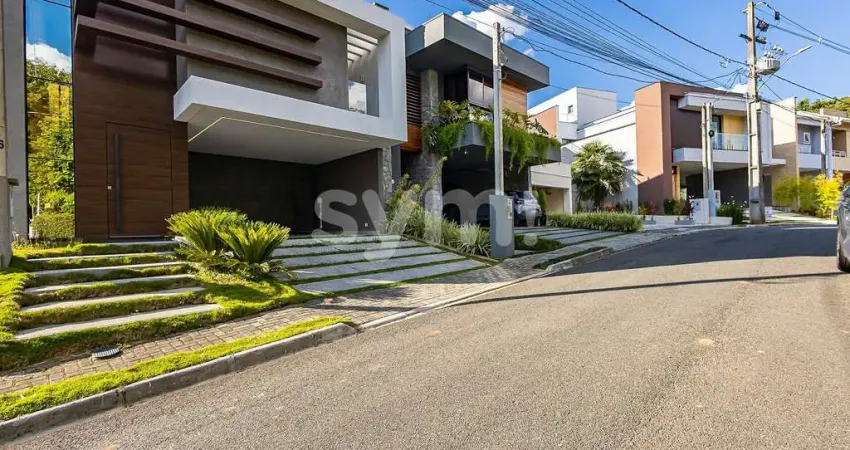 Casa em condomínio fechado com 4 quartos para alugar na Rua Theodoro Makiolka, 1765, Santa Cândida, Curitiba