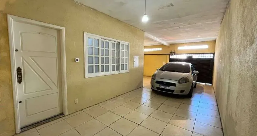 Casa com 5 dormitórios à venda, 258 m² por R$ 958.000,00 - Vila Guilhermina - Praia Grande/SP