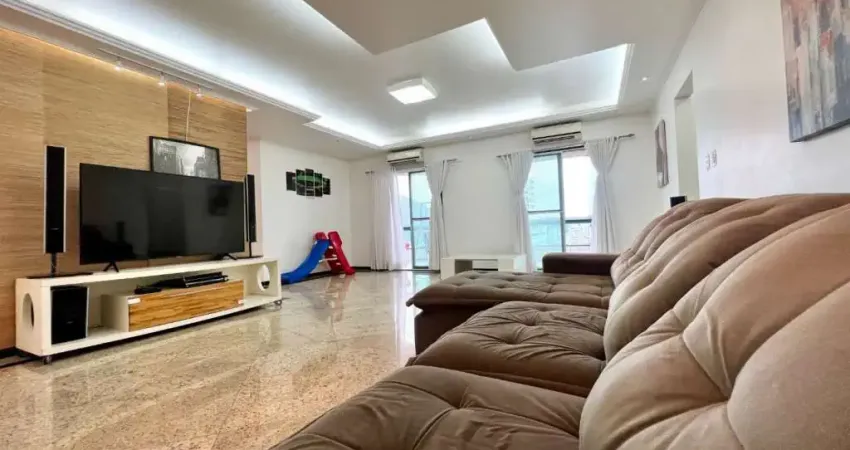 Venda de Cobertura com 4 Quartos e Piscina Privativa Canto do Forte, 380m² por R$ 2.700.000,00 -  PRAIA GRANDE/SP