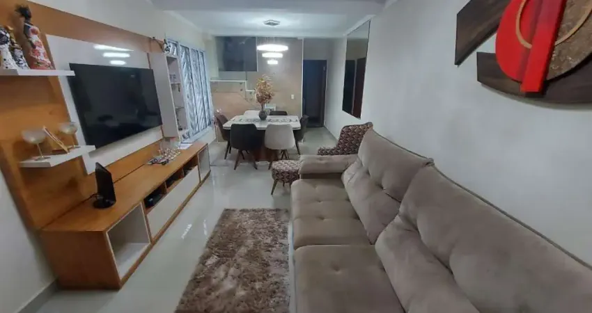Sobrado com 3 dormitórios à venda, 109 m² por R$ 950.000,00 - Boqueirão - Praia Grande/SP