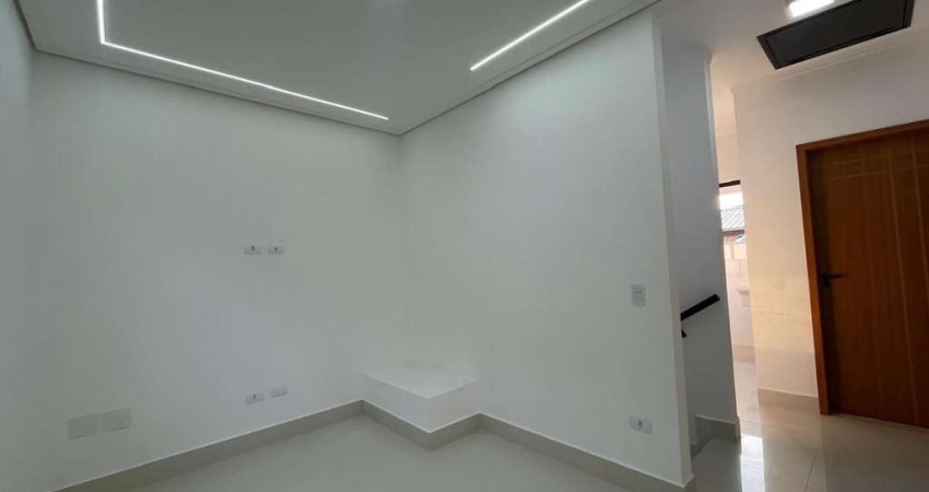 Casa com 2 dormitórios à venda, 54 m² por R$ 330.000,00 - Balneário Pires - Praia Grande/SP