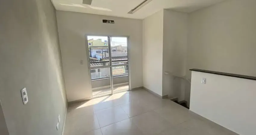 Sobrado com 3 dormitórios à venda, 70 m² por R$ 320.000,00 - Vila Antártica - Praia Grande/SP