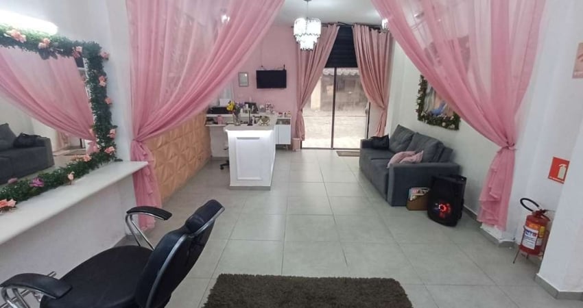 Casa comercial à venda na Rua Honduras, 496, Guilhermina, Praia Grande