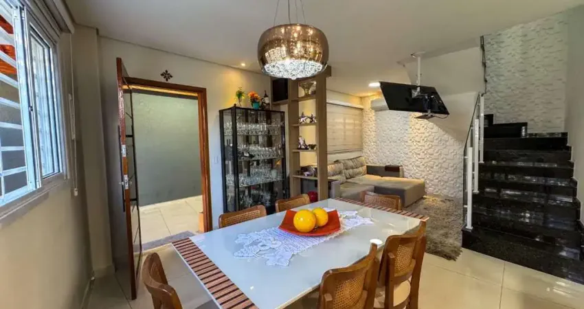 Sobrado à venda, 101 m² por R$ 905.000,00 - Vila Guilhermina - Praia Grande/SP