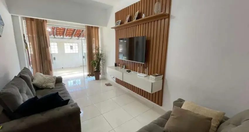 Casa com 2 quartos à venda na Rua Esportista Ademilson Coelho, 60, Vila Assunção, Praia Grande