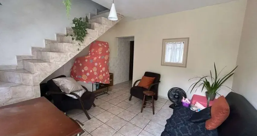 Sobrado à venda na Vila Mirim