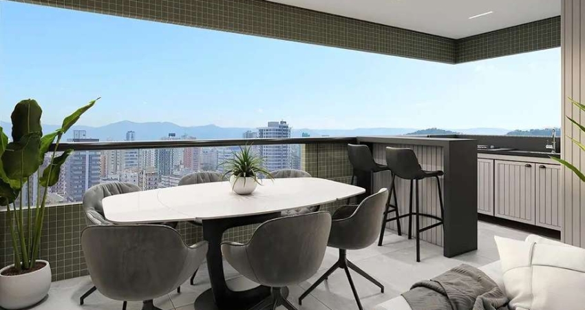 Apartamento à venda no Canto do Forte em Praia Grande - SP