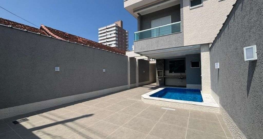 Casa com 3 quartos à venda na Rua Bororós, 313, Tupi, Praia Grande