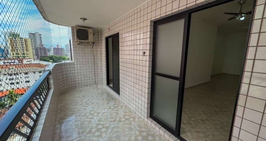 Apartamento à venda no Canto do Forte em Praia Grande - SP.