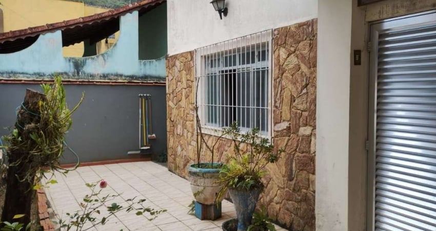 Casa com 2 dormitórios à venda, 275 m² - Cidade das Crianças - Praia Grande/SP