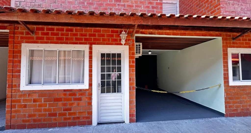 Casa com 3 dormitórios à venda, 80 m² por R$ 320.000,00 - Centro - Mongaguá/SP