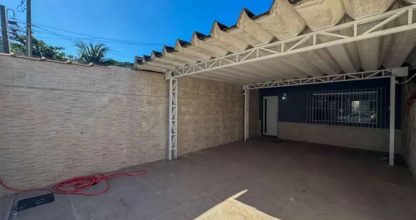 Sobrado para venda e locação definitiva no Canto Do Forte em Praia Grande - SP
