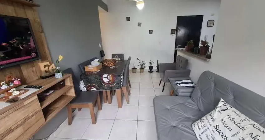 Apartamento com 2 dormitórios à venda no Maracanã em Praia Grande/SP