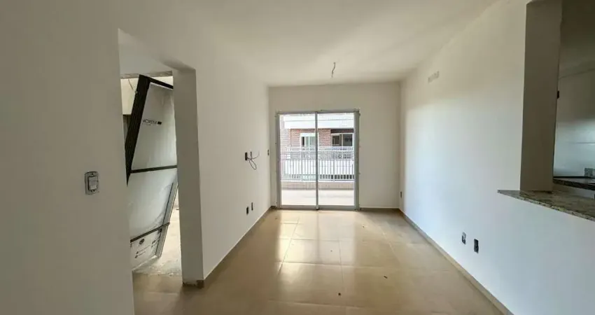 Apartamento com duas suítes à venda no Canto do Forte em Praia Grande - SP