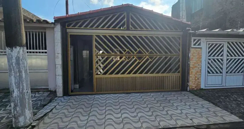 Casa com 3 dormitórios à venda, 89 m² por R$ 455.000,00 - Mirim - Praia Grande/SP