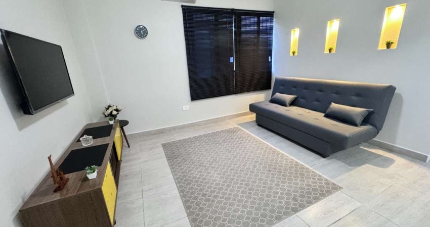 Kitnet com 1 dormitório à venda, 36 m² por R$ 243.000,00 - Boqueirão - Praia Grande/SP