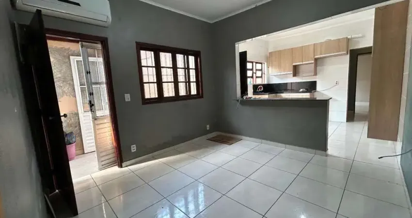 Casa com 2 dormitórios à venda, 100 m² por R$ 600.000,00 - Aviação - Praia Grande/SP