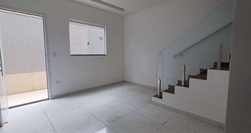 Sobrado com 2 dormitórios à venda, 53 m² por R$ 428.000,00 - Vila Assunção - Praia Grande/SP