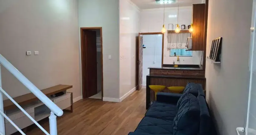 Sobrado com 2 dormitórios para alugar, 63 m² por R$ 2.200,02/mês - Vila Antártica - Praia Grande/SP