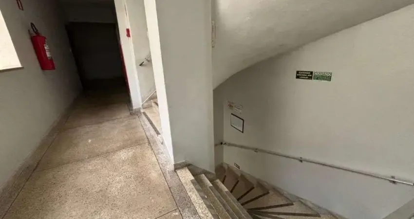 Kitnet com 1 dormitório à venda, 36 m² por R$ 230.000,00 - Canto do Forte - Praia Grande/SP