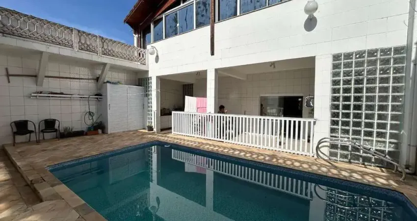 Casa com 6 quartos à venda na Rua Ágata, 272, Solemar, Praia Grande